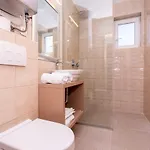 Neda Apartament *